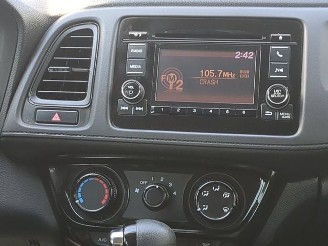 Used 2019 Honda HR-V LX image 17