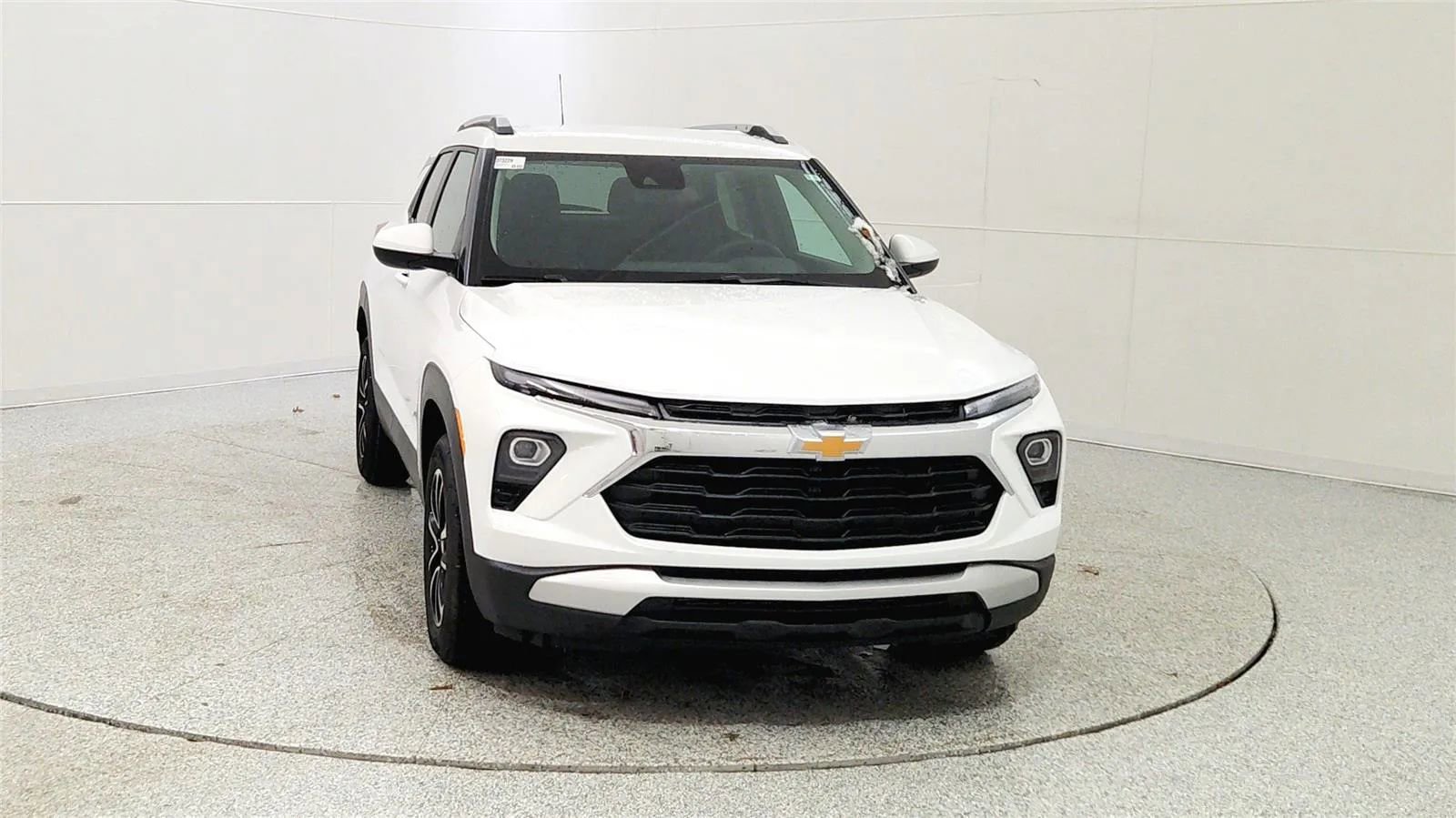 New 2026 Chevrolet TrailBlazer LT w/ LT Cold Weather Package image 2