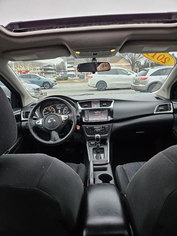 Used 2019 Nissan Sentra SV w/ Special Edition Package image 16