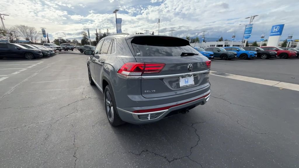 Used 2022 Volkswagen Atlas Cross Sport SEL R-Line image 7
