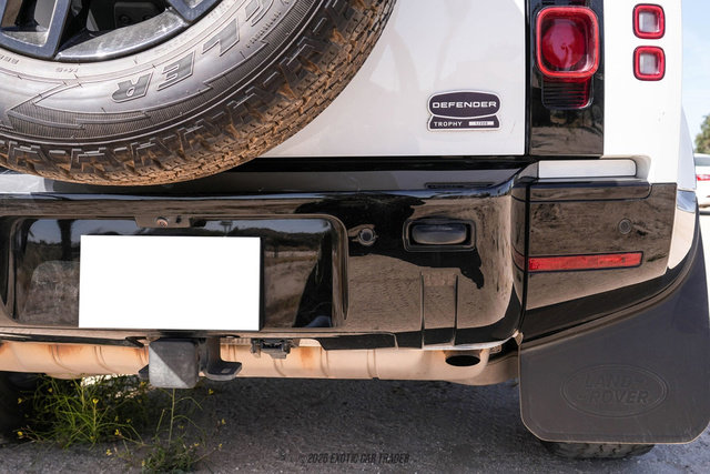 Used 2023 Land Rover Defender 90 X-Dynamic SE image 93