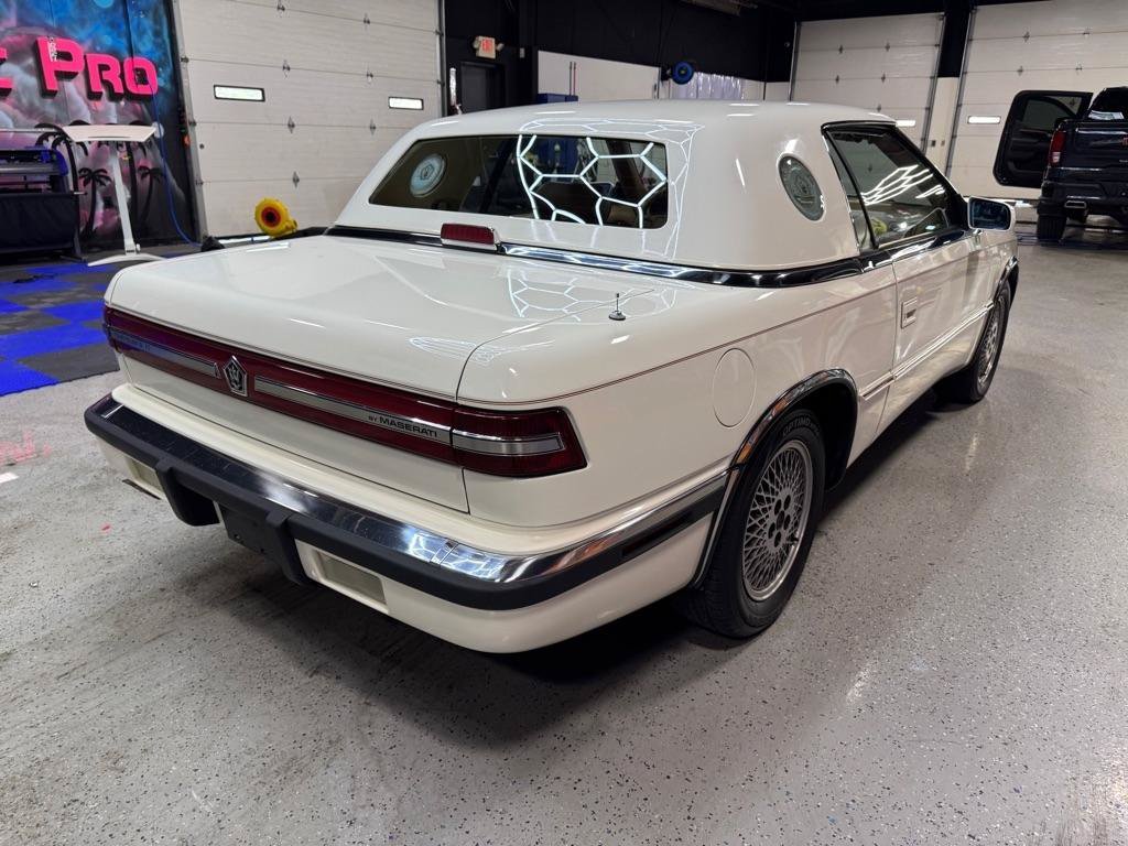 Used 1990 Chrysler TC by Maserati FWD image 5