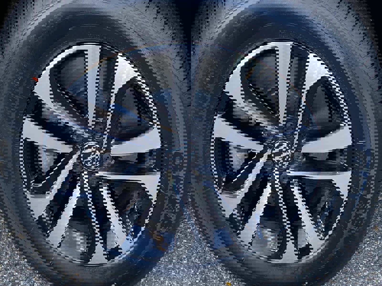 Used 2022 Volkswagen Tiguan S image 24