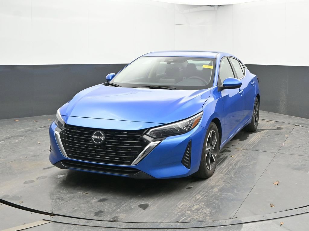 Used 2025 Nissan Sentra SV FWD image 4