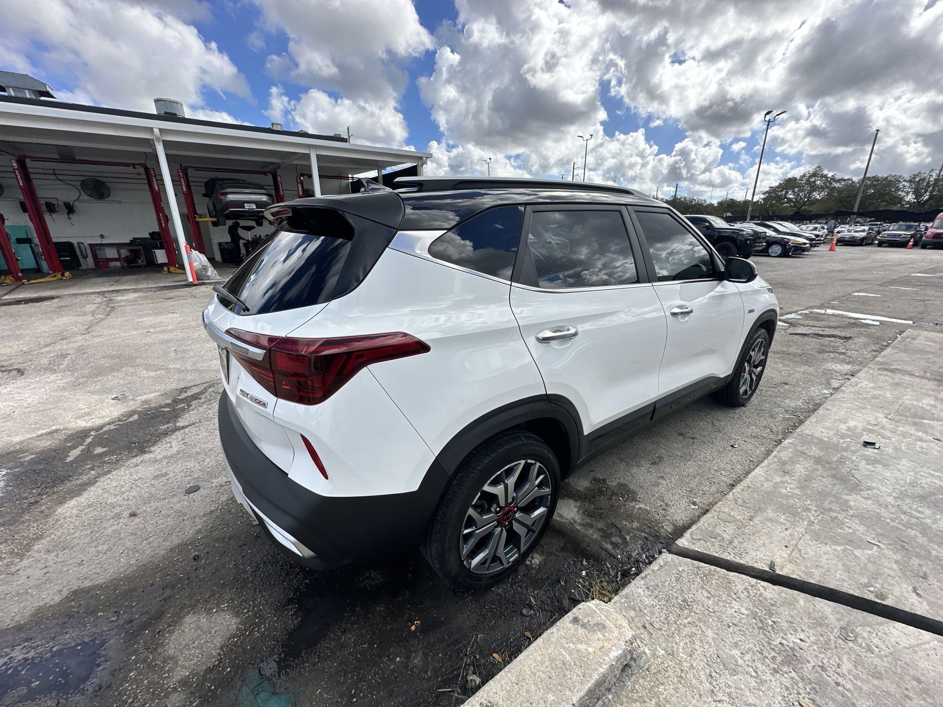 Certified 2021 Kia Seltos SX image 22