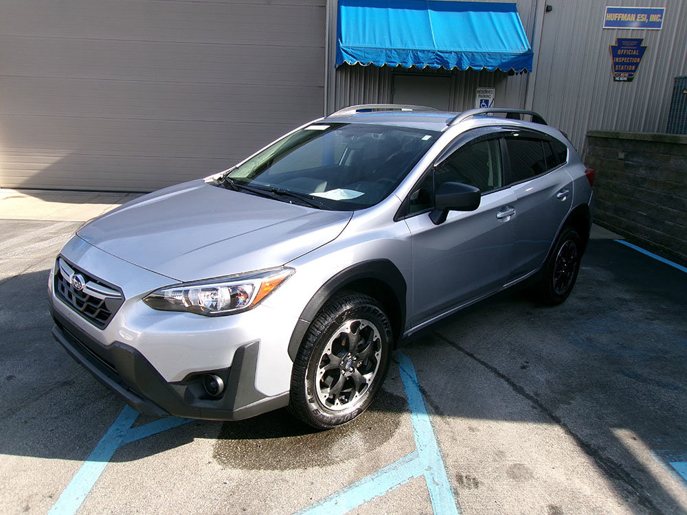 Used 2022 Subaru Crosstrek 2.0i image 1
