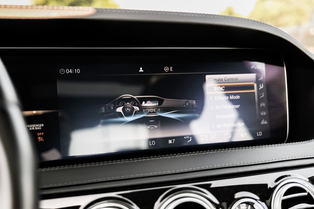 Used 2019 Mercedes-Benz S 560 4MATIC Sedan image 29