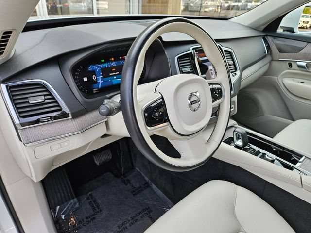 Certified 2023 Volvo XC90 T8 Plus AWD/4WD image 20