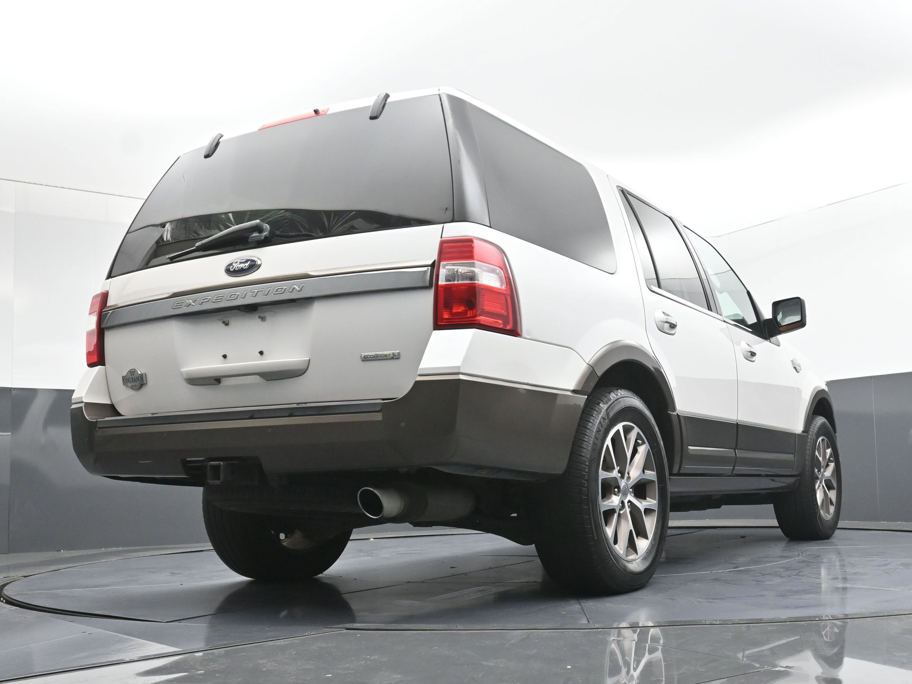 Used 2016 Ford Expedition King Ranch image 33