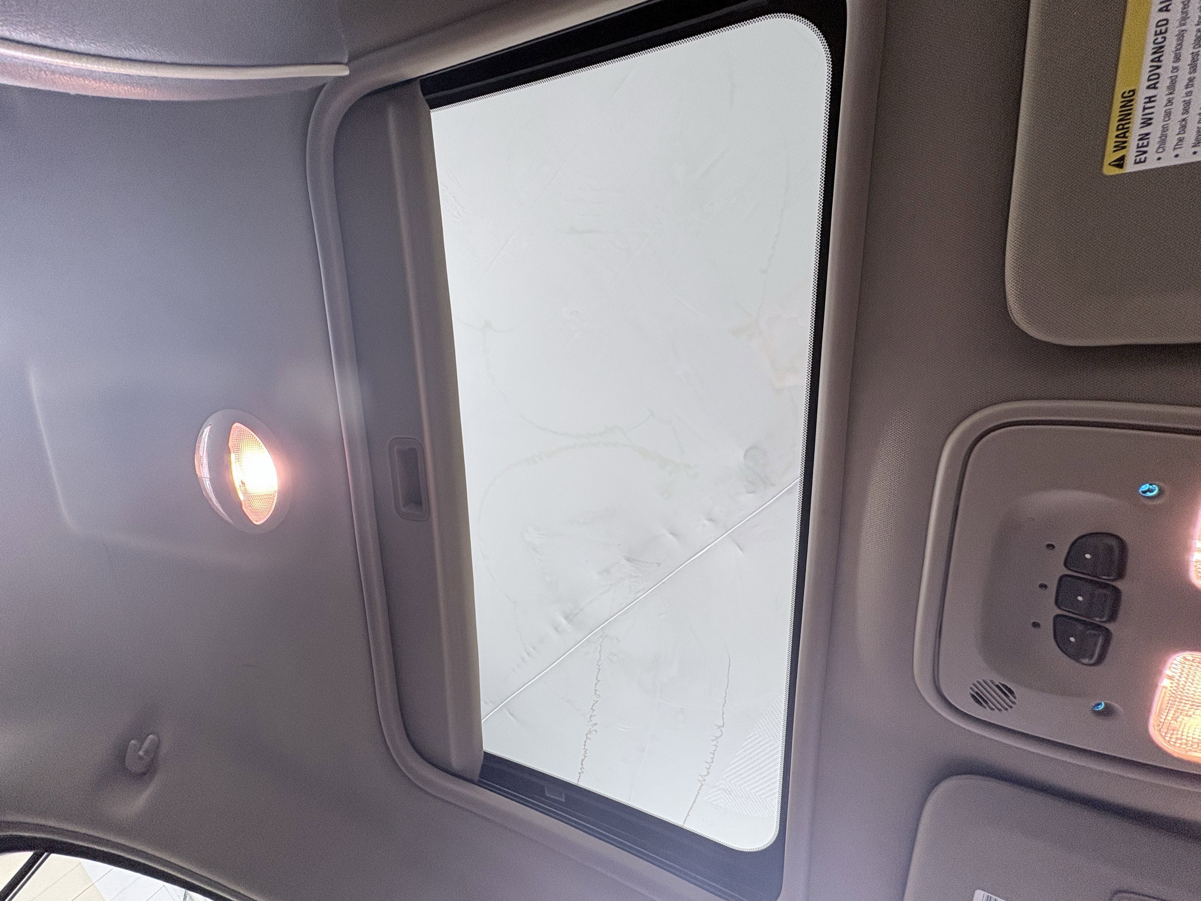 Used 2009 Chevrolet Malibu LTZ w/ Rear Power Package image 22