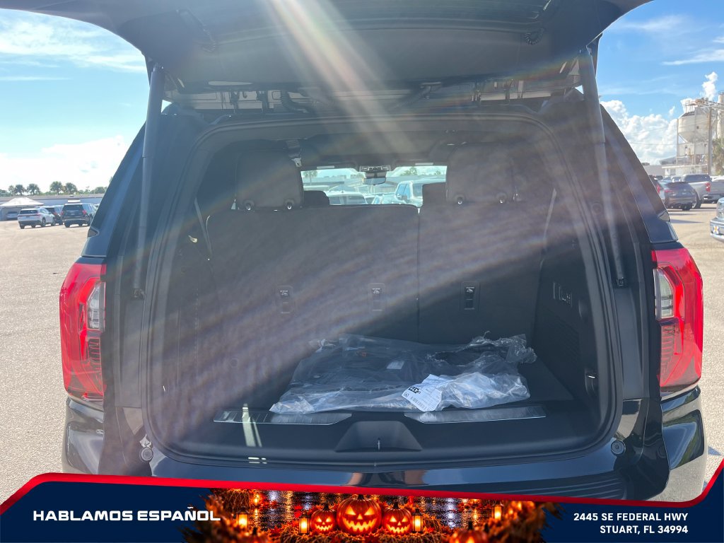 New 2026 GMC Yukon Denali w/ Denali Reserve Package AWD/4WD image 10