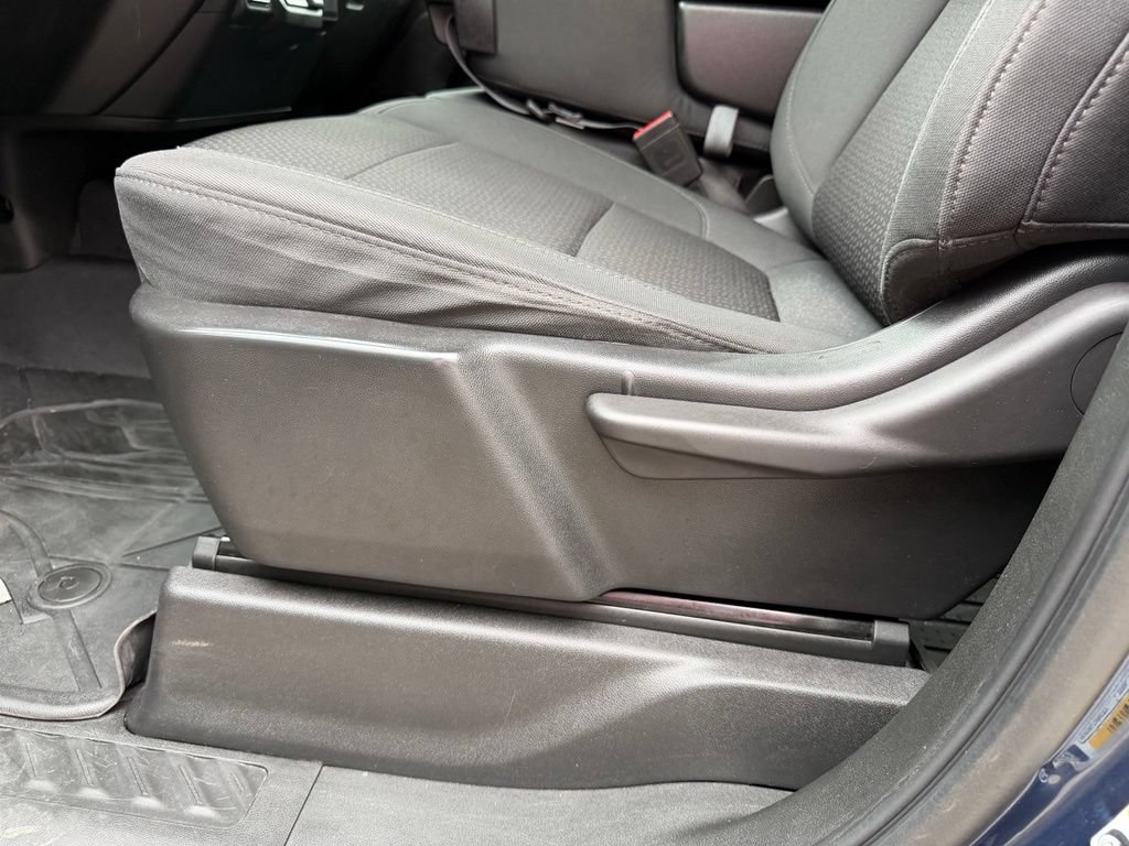 Certified 2022 Chevrolet Silverado 2500 Custom w/ Custom Convenience Package AWD/4WD image 16
