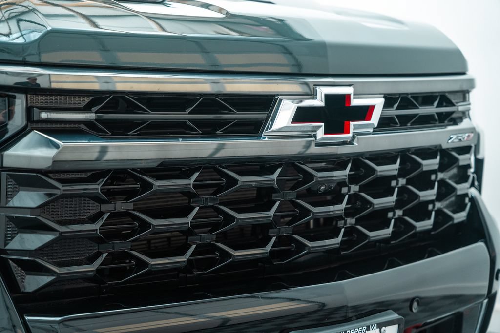 Used 2026 Chevrolet Silverado 1500 ZR2 AWD/4WD image 14