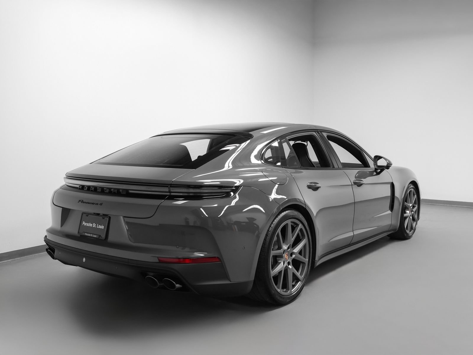 New 2026 Porsche Panamera 4 AWD/4WD image 12