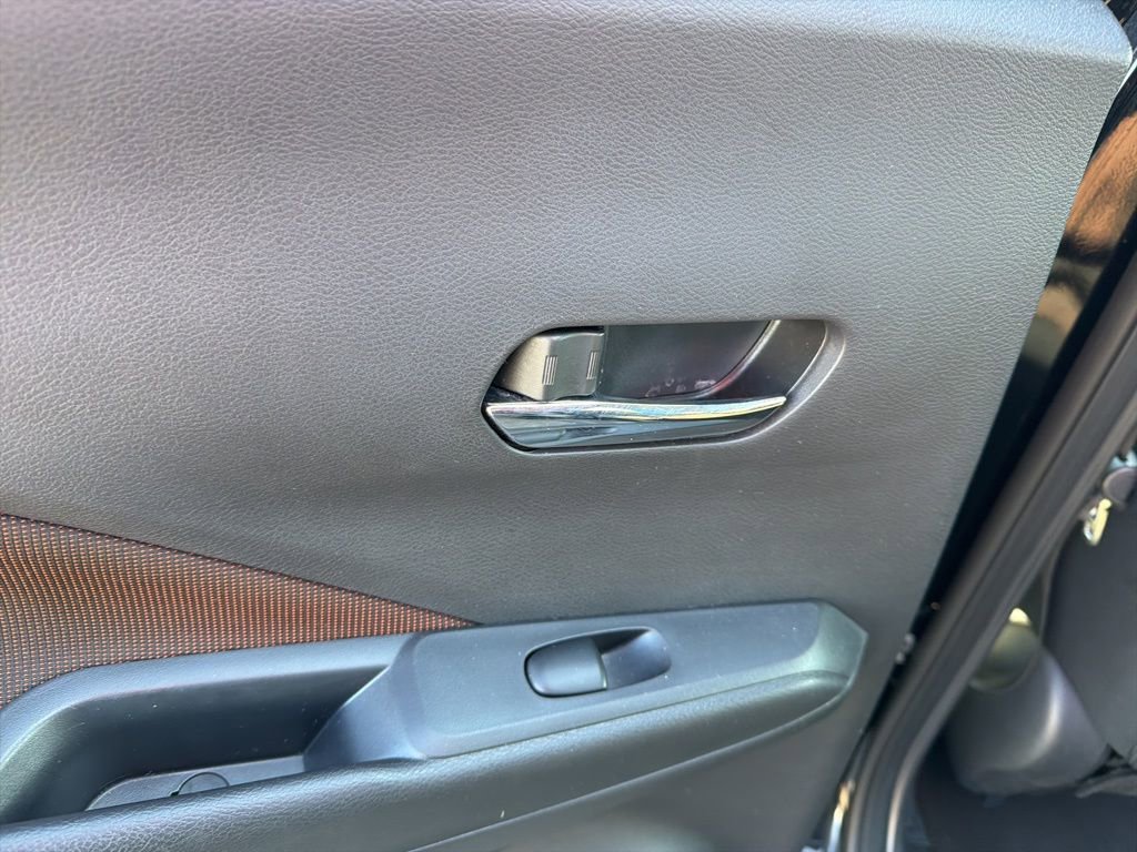 Used 2023 Nissan Kicks SR w/ Interior Electronics Package image 20