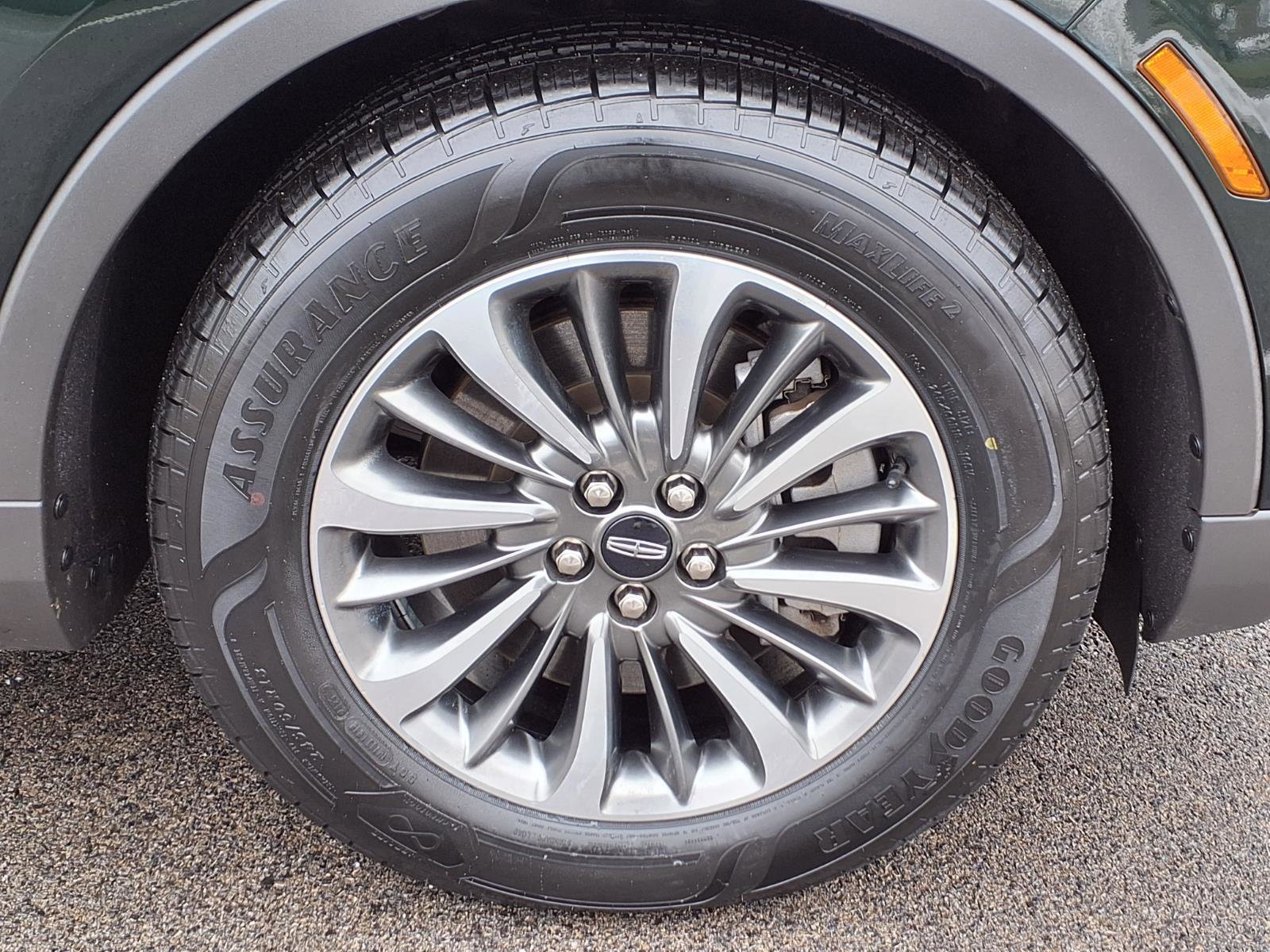 Used 2021 Lincoln Nautilus AWD w/ Equipment Group 101A image 9