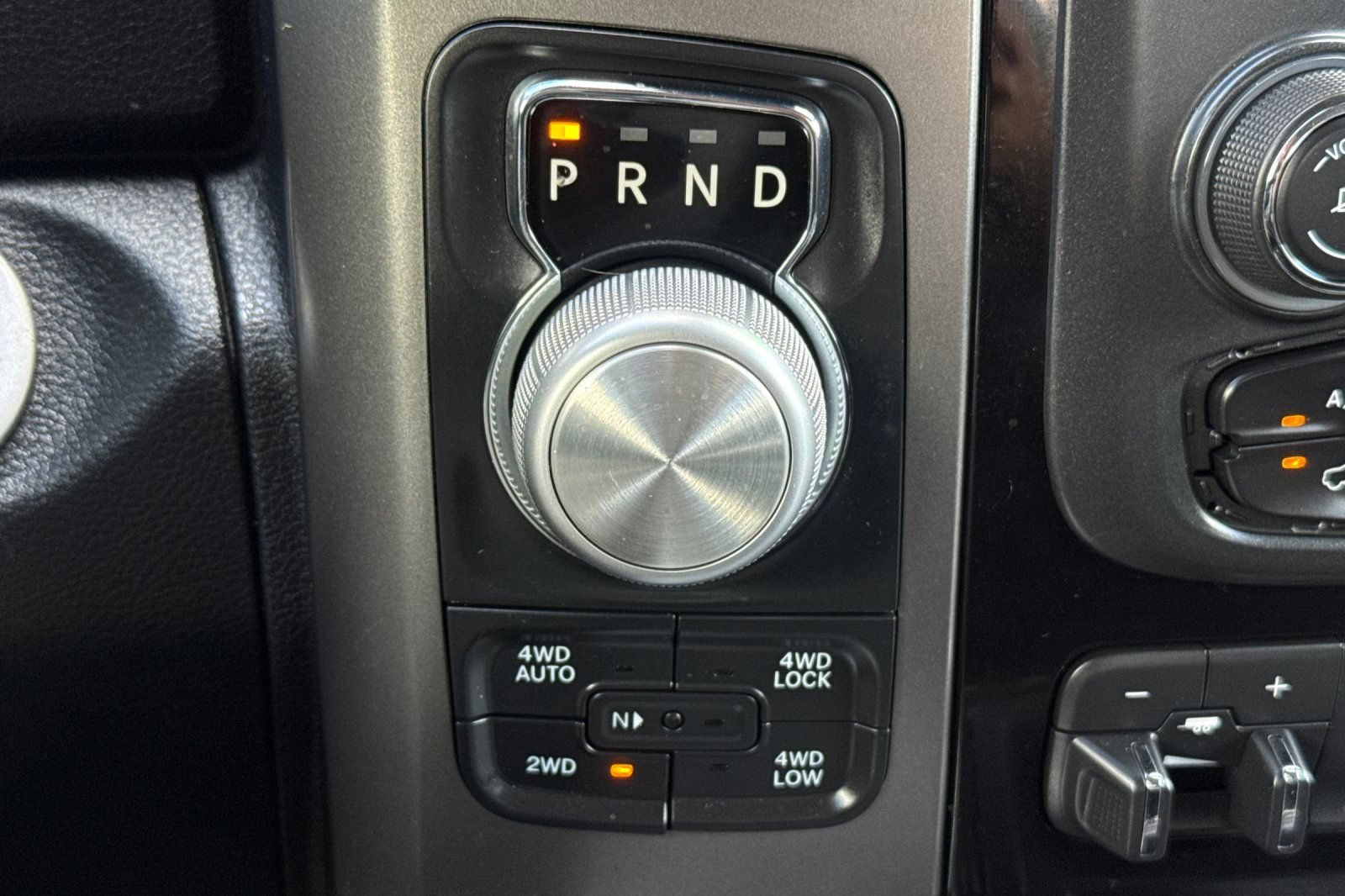 Used 2016 RAM 1500 Sport w/ Stinger Yellow Sport Package AWD/4WD image 31