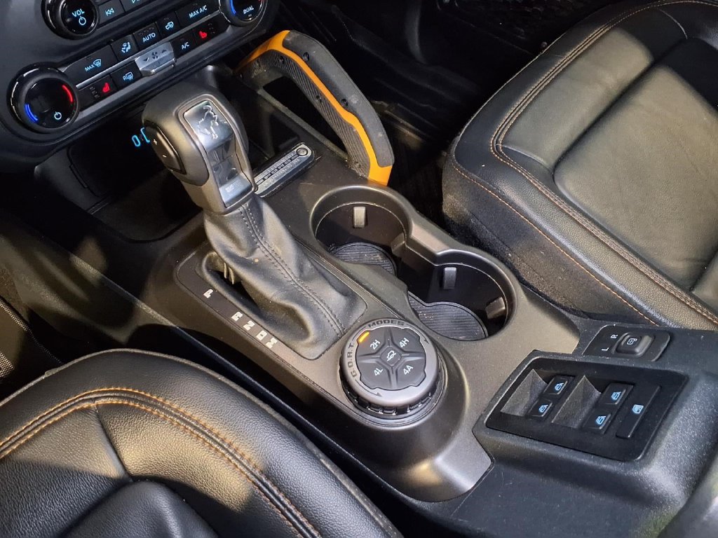 Used 2023 Ford Bronco Badlands AWD/4WD image 9