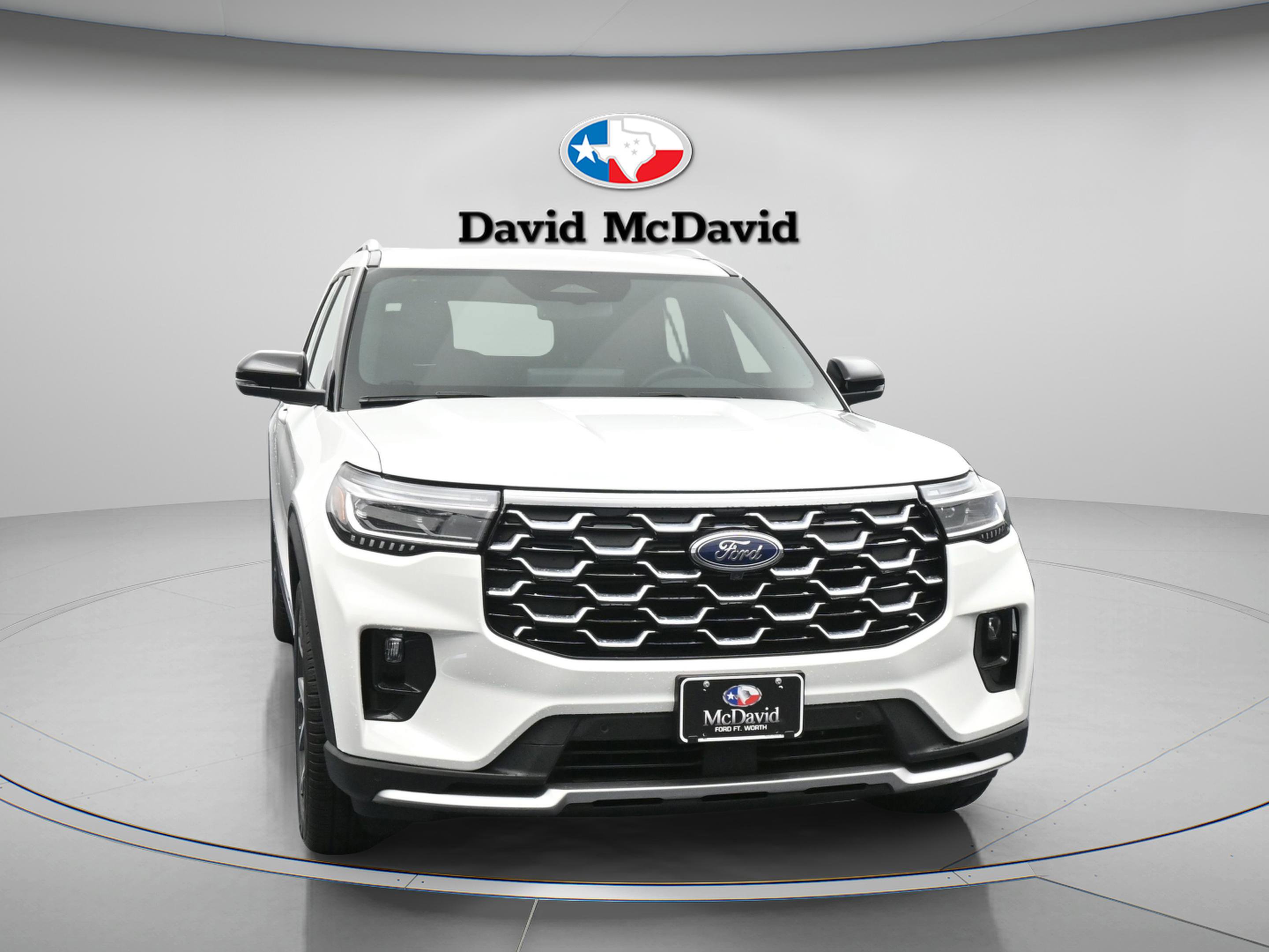 Used 2025 Ford Explorer Platinum w/ Ultimate Package image 2