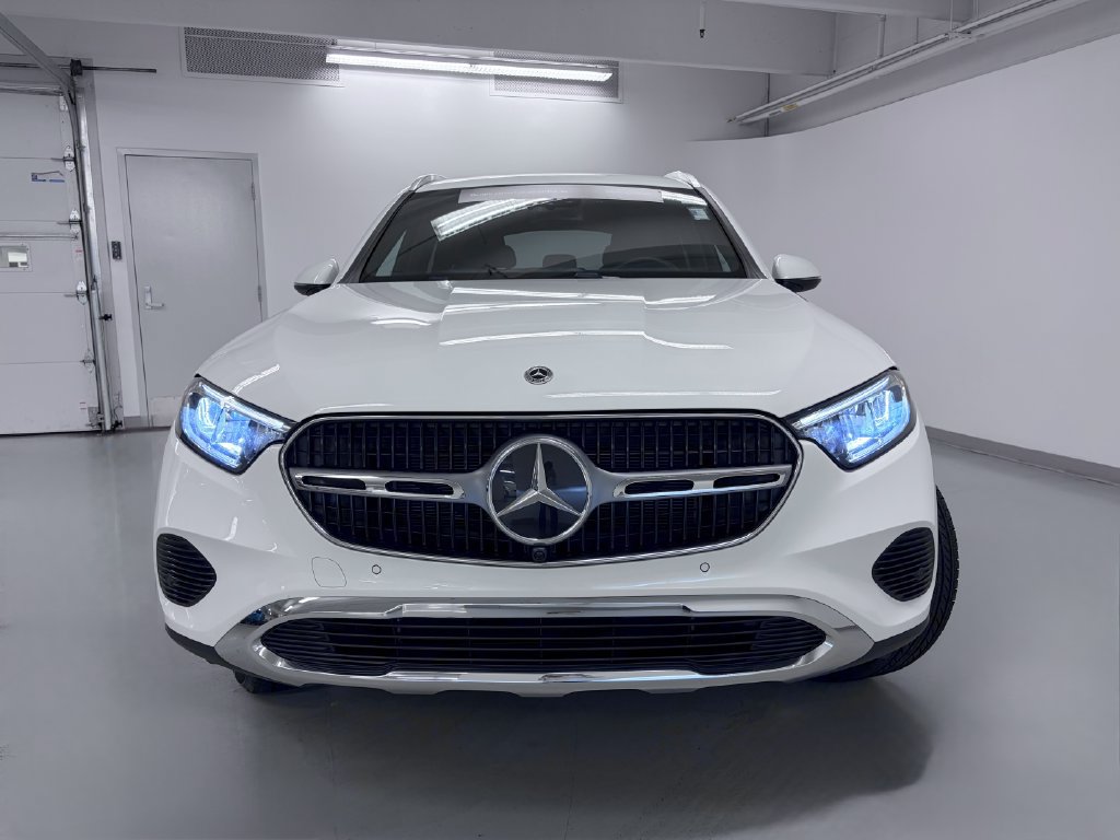 Certified 2026 Mercedes-Benz GLC 300 4MATIC image 4