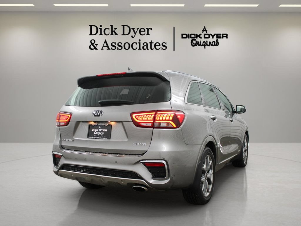 Used 2019 Kia Sorento SX w/ SX Touring Package AWD/4WD image 11