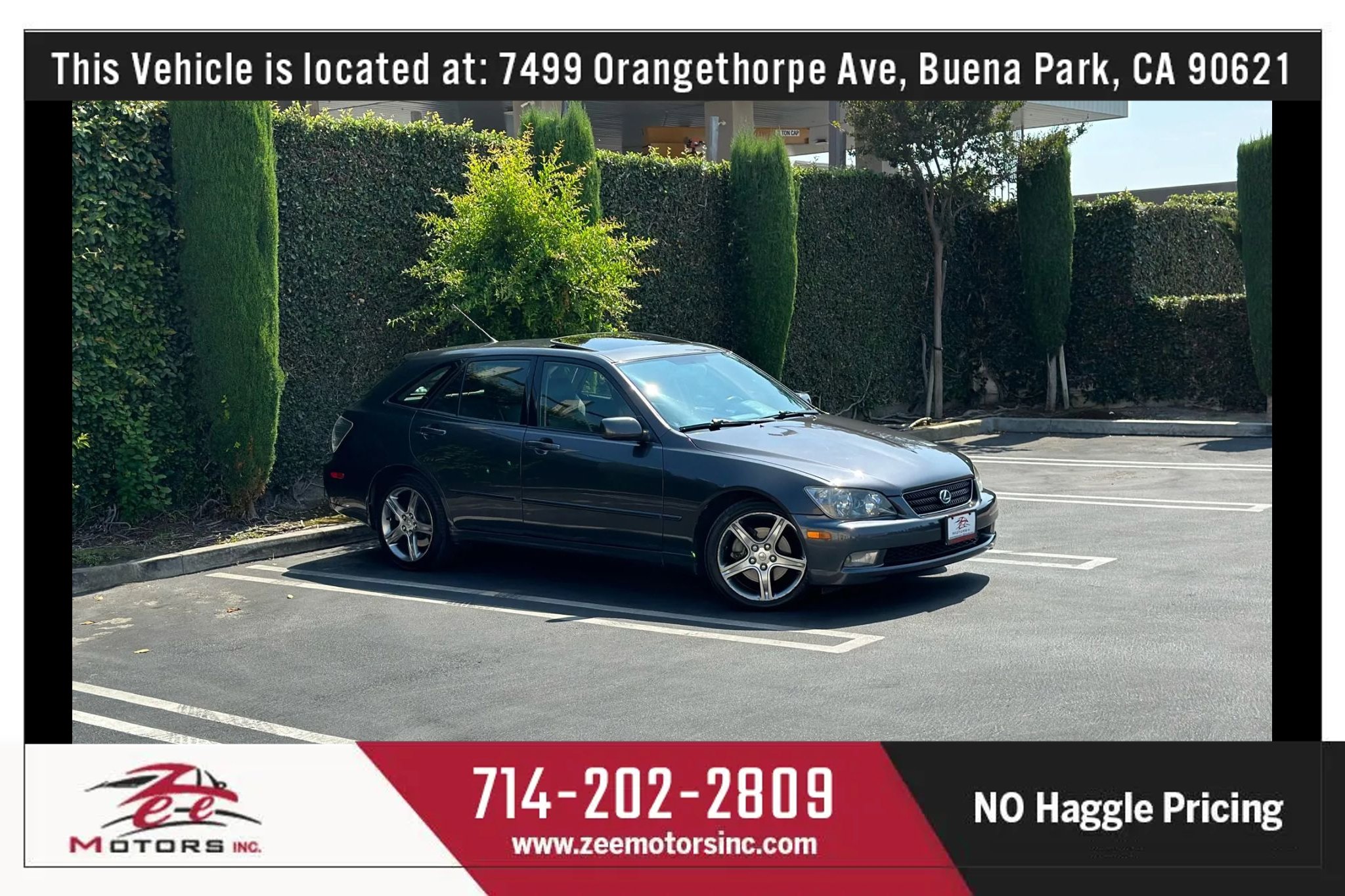 Used 2004 Lexus IS 300 SportCross image 2