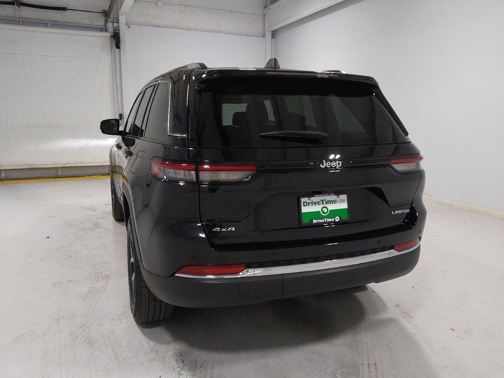 Used 2023 Jeep Grand Cherokee Limited w/ Trailer Tow Package AWD/4WD image 6
