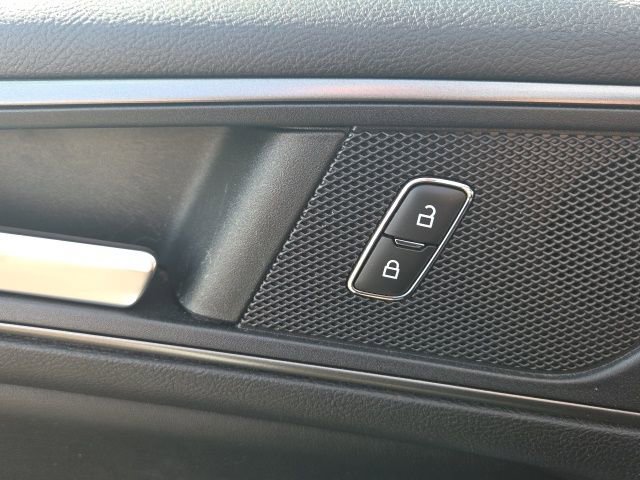 Used 2022 Ford Edge SE AWD/4WD image 23