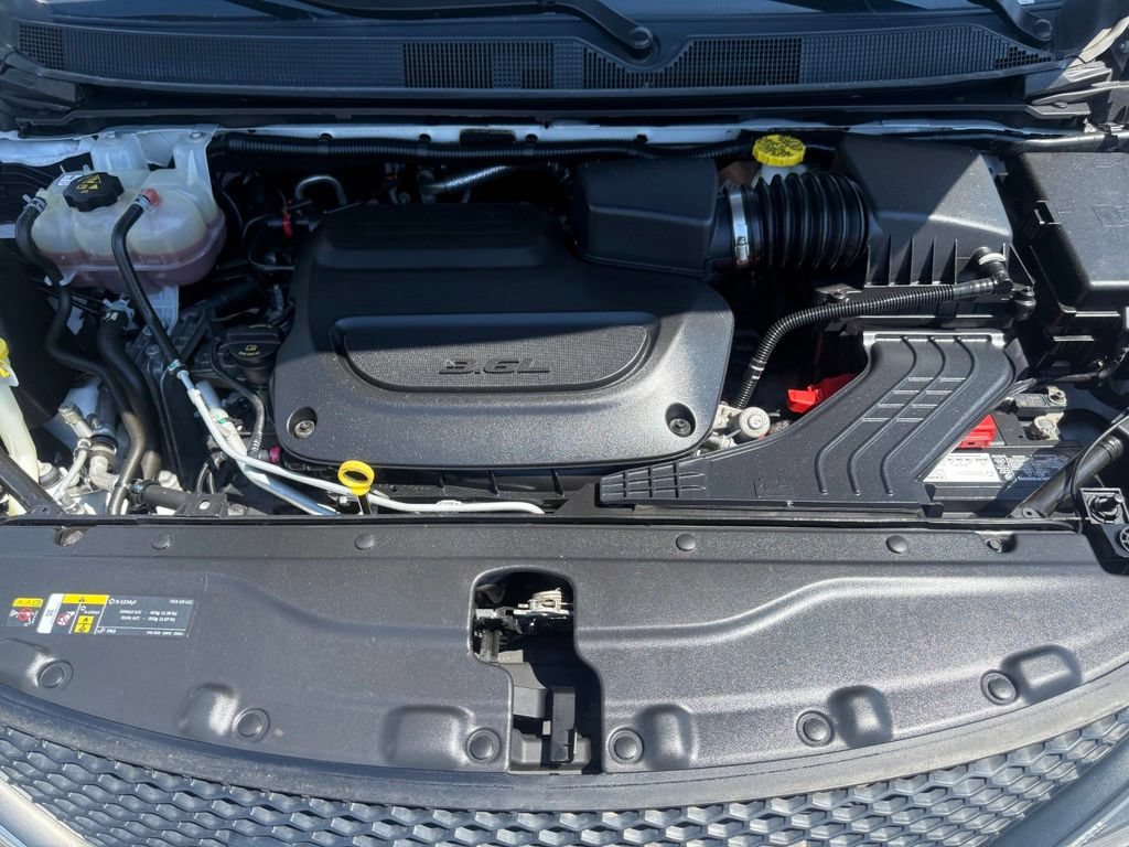 Used 2023 Chrysler Voyager LX FWD image 62