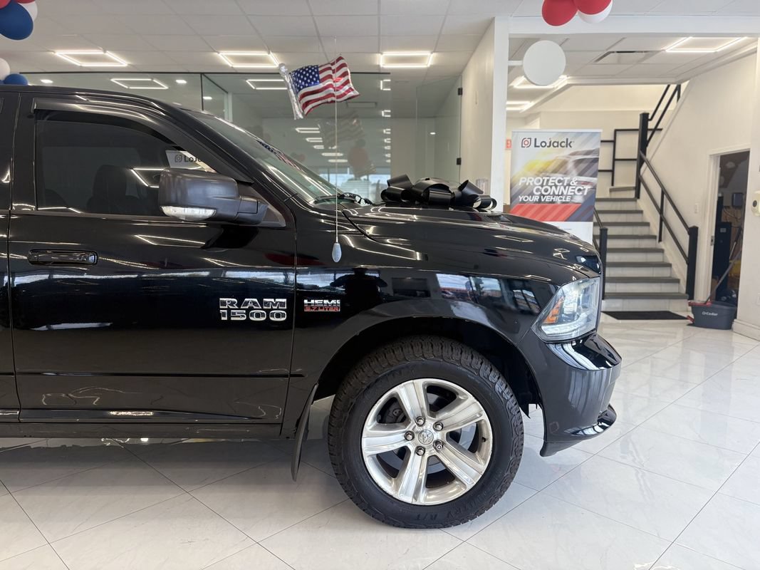 Used 2013 RAM 1500 Sport w/ Sport Premium Group AWD/4WD image 9