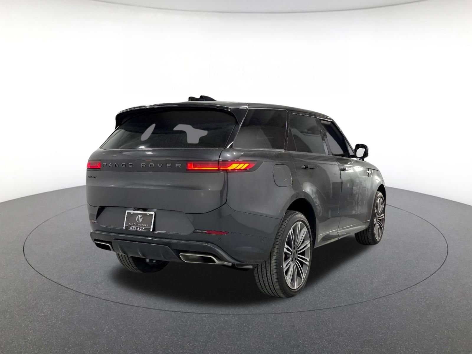 New 2026 Land Rover Range Rover Sport Dynamic SE image 5