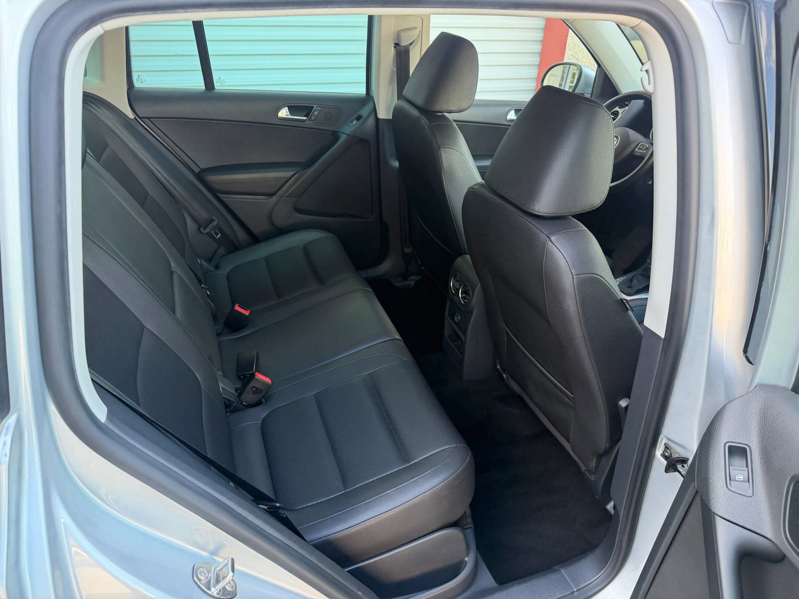 Used 2015 Volkswagen Tiguan SE FWD image 18