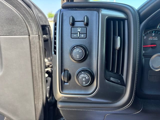 Used 2019 Chevrolet Silverado 2500 LTZ w/ Vortec Plus Package AWD/4WD image 10