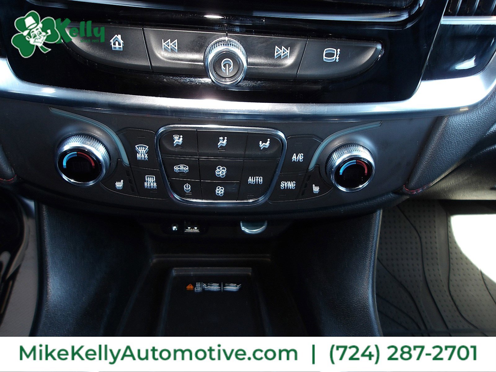 Used 2023 Chevrolet Traverse RS w/ LPO, Floor Liner Package FWD image 24