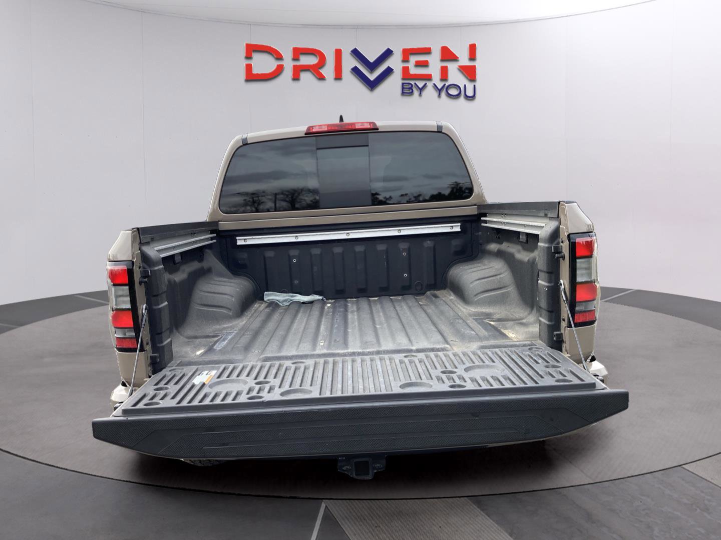 Used 2023 Nissan Frontier Pro-X w/ Pro Convenience Package image 6