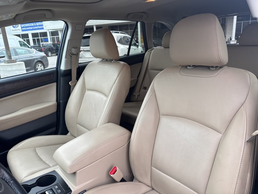 Used 2015 Subaru Outback 3.6R Limited image 22