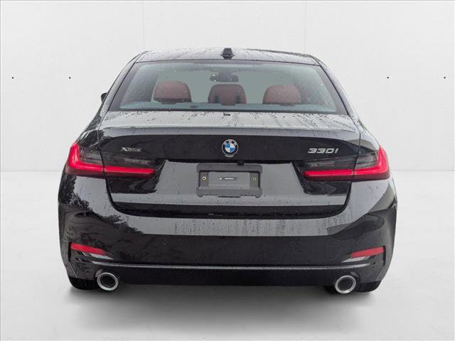 Used 2025 BMW 330i xDrive Sedan w/ Premium Package image 8