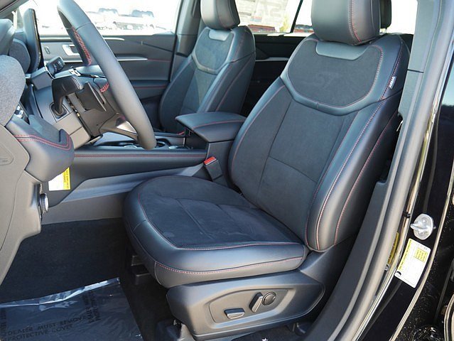 New 2025 Ford Explorer ST image 13