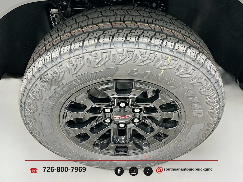 Certified 2026 GMC Canyon Elevation RWD image 32