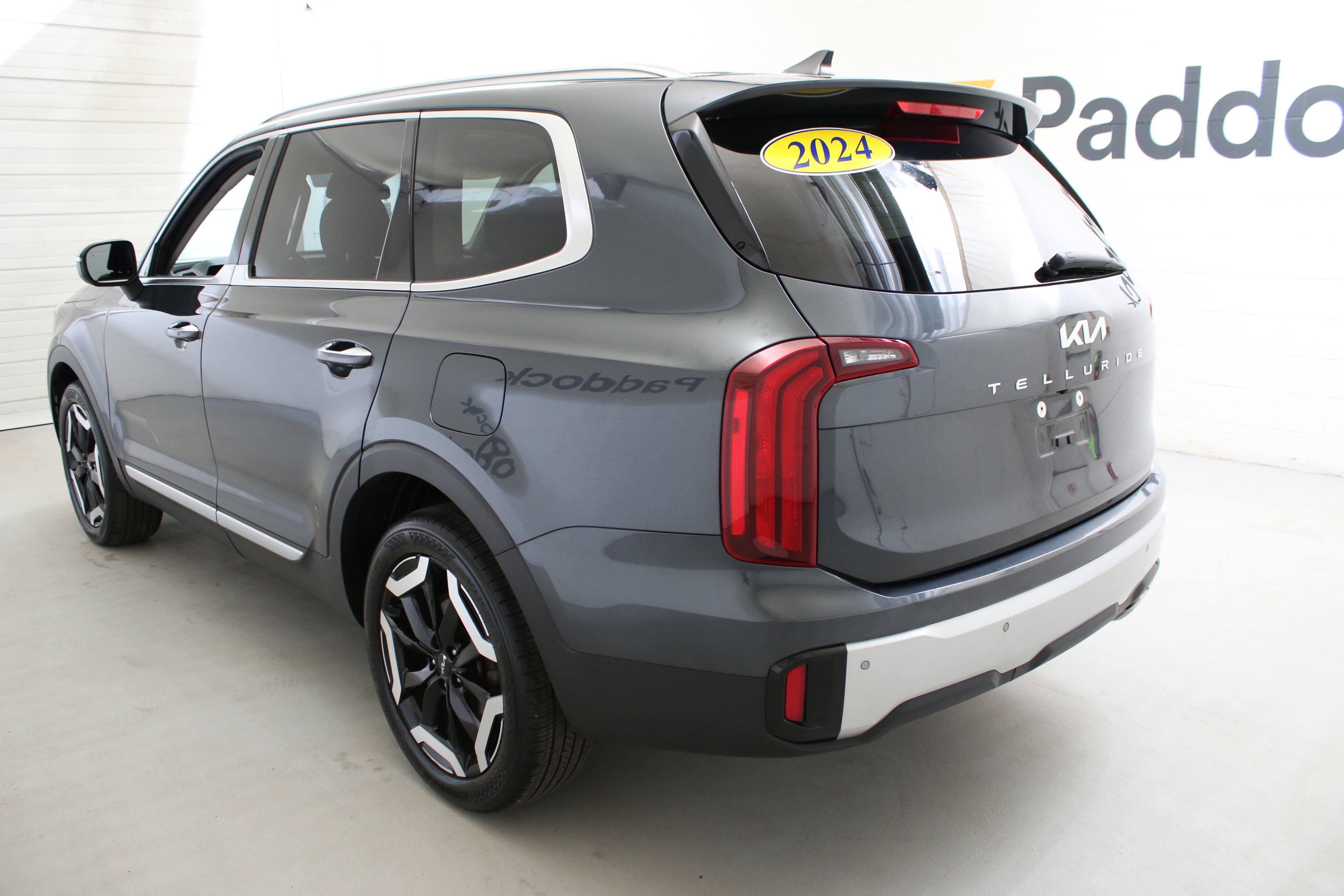 Used 2024 Kia Telluride S w/ S Sunroof Package image 7
