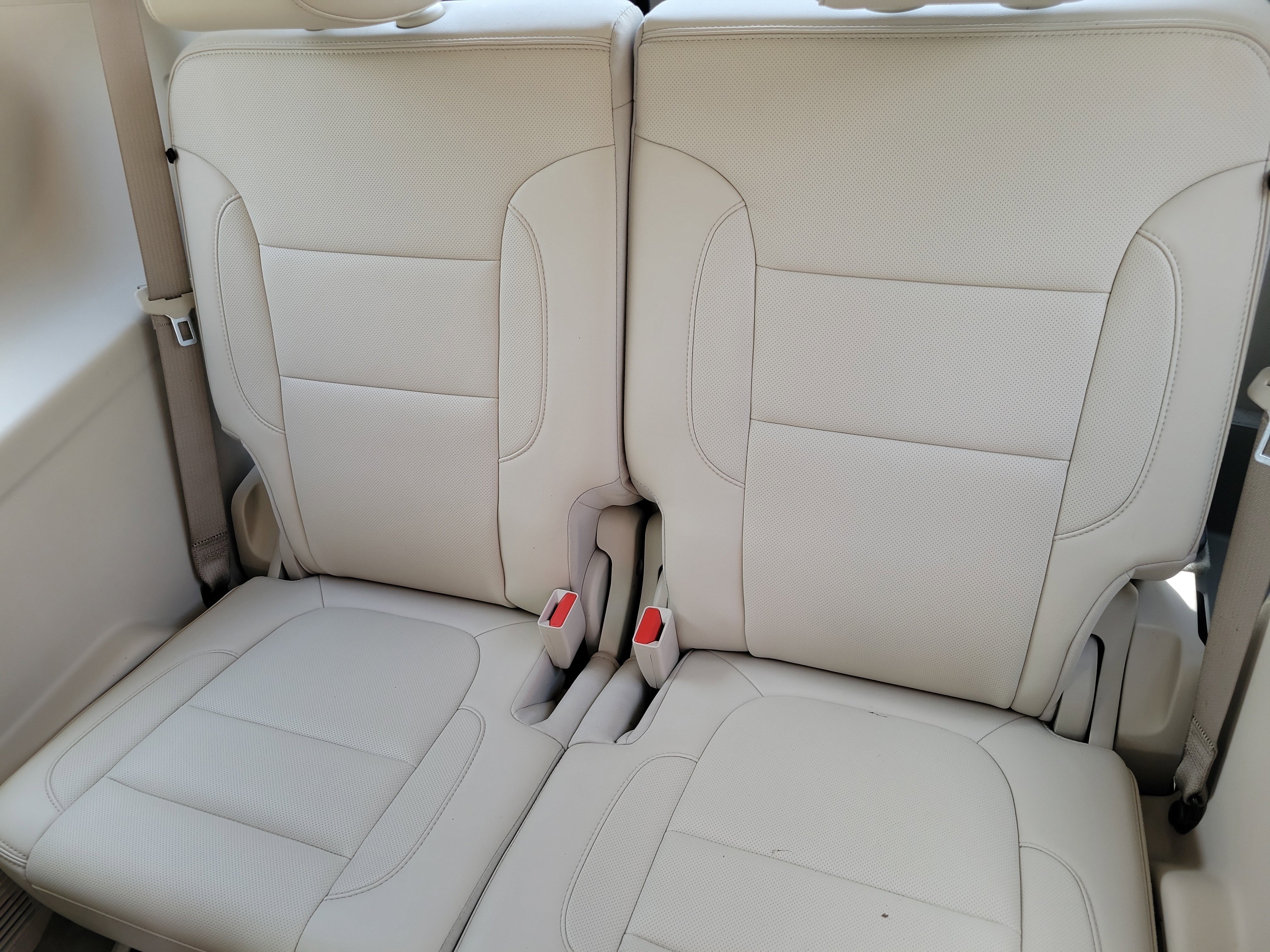 Used 2020 GMC Acadia Denali w/ LPO, Floor Liner Package FWD image 10