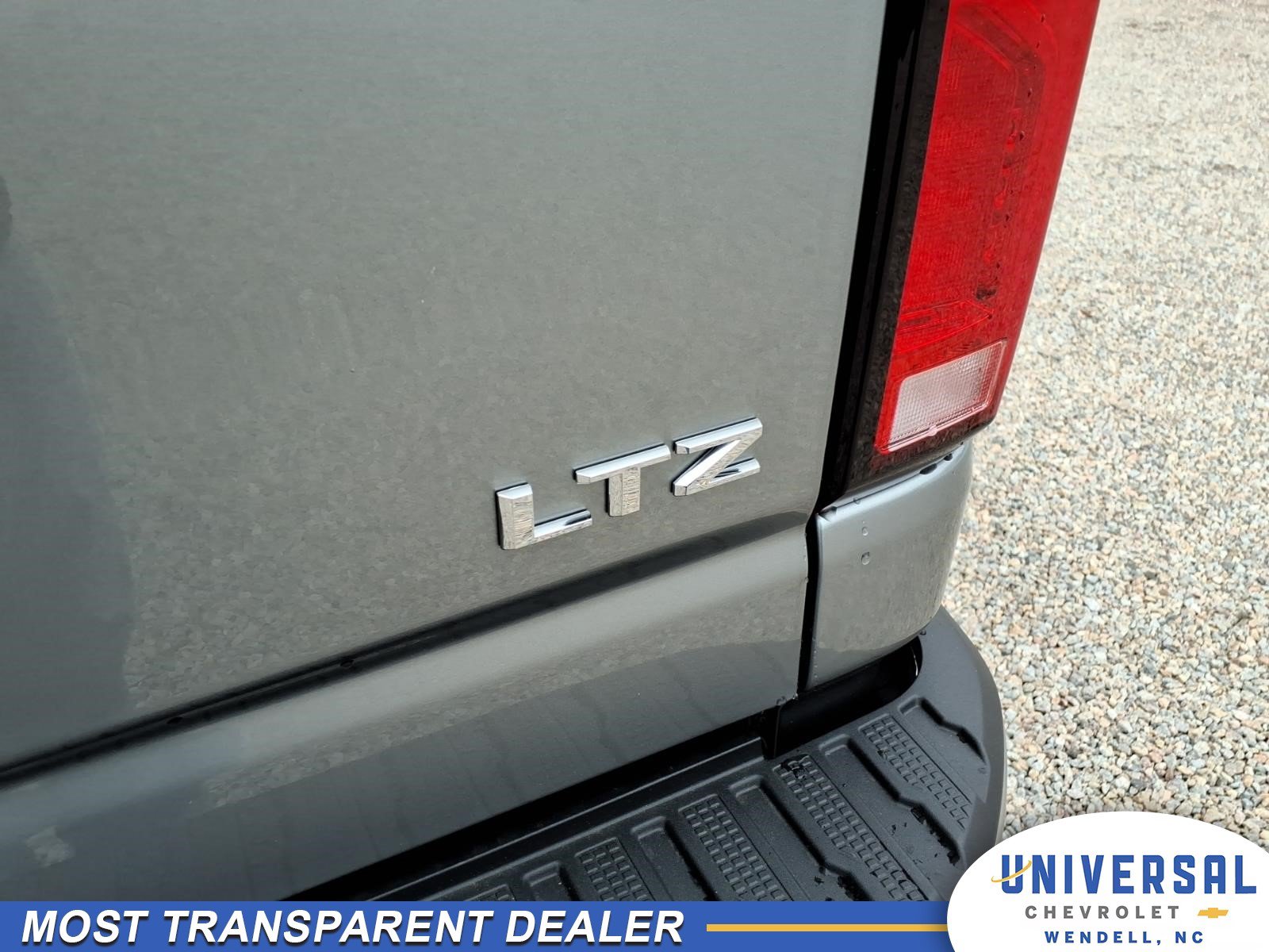 New 2026 Chevrolet Silverado 2500 LTZ w/ LTZ Premium Package AWD/4WD image 8