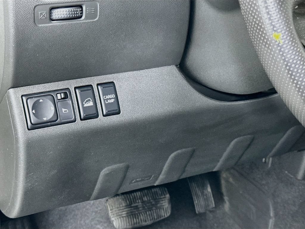 Used 2019 Nissan Frontier PRO-4X AWD/4WD image 10