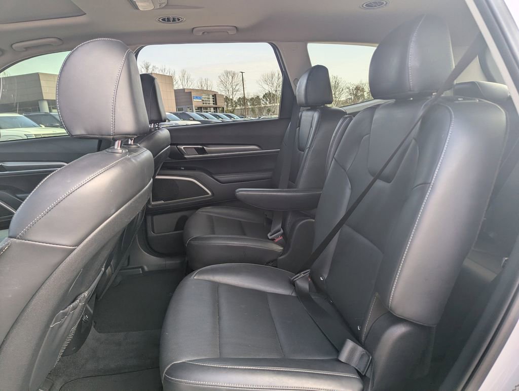 Used 2022 Kia Telluride S image 18