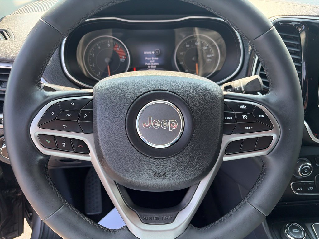 Used 2019 Jeep Cherokee Limited AWD/4WD image 25