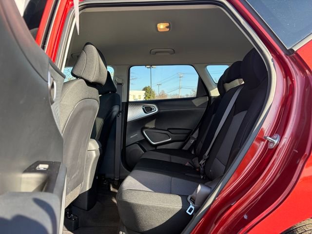 Certified 2023 Kia Soul LX w/ LX Technology Package image 17