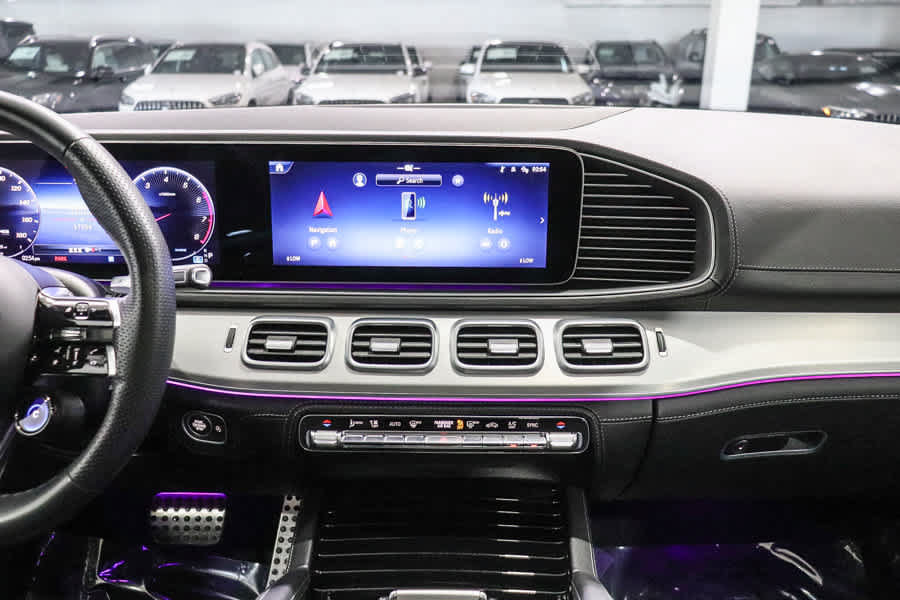 Used 2024 Mercedes-Benz GLE 53 AMG 4MATIC Coupe image 18