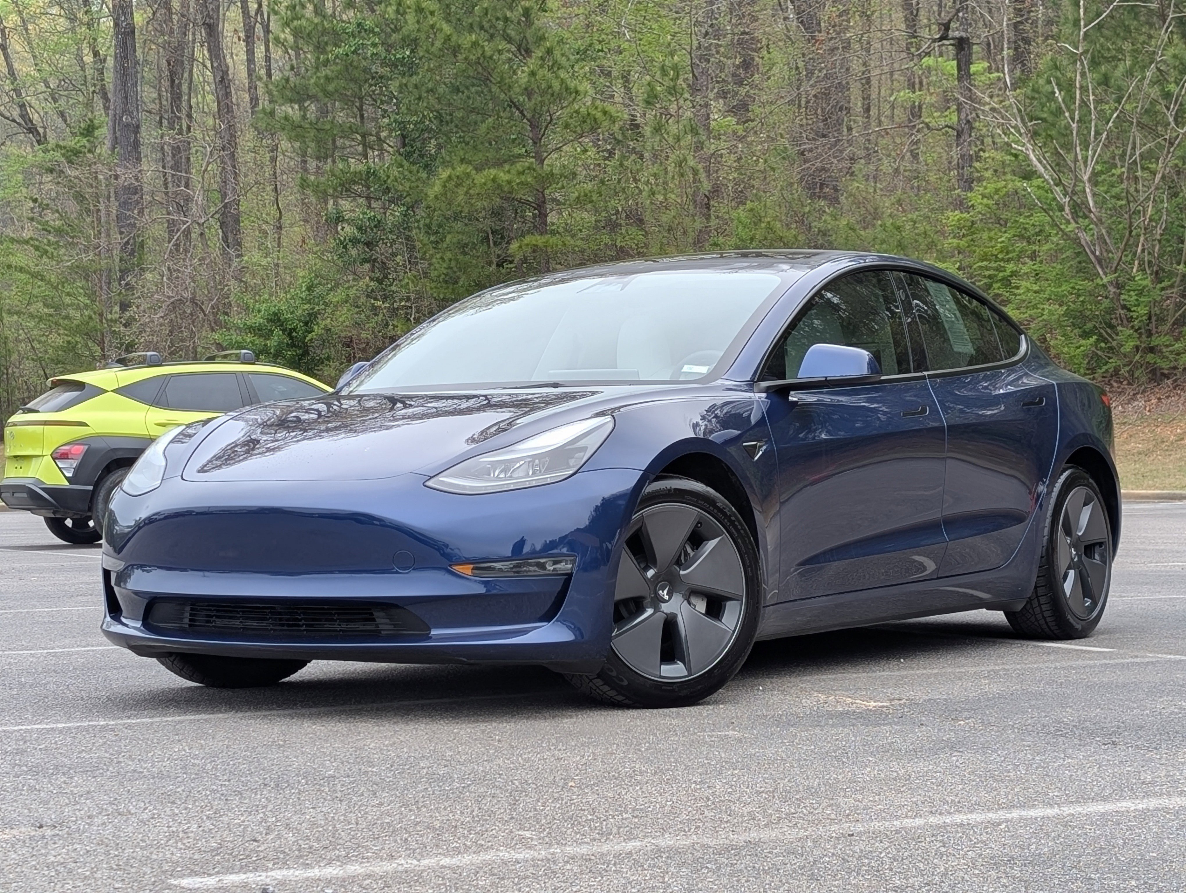 Used 2023 Tesla Model 3 Standard Range RWD image 4