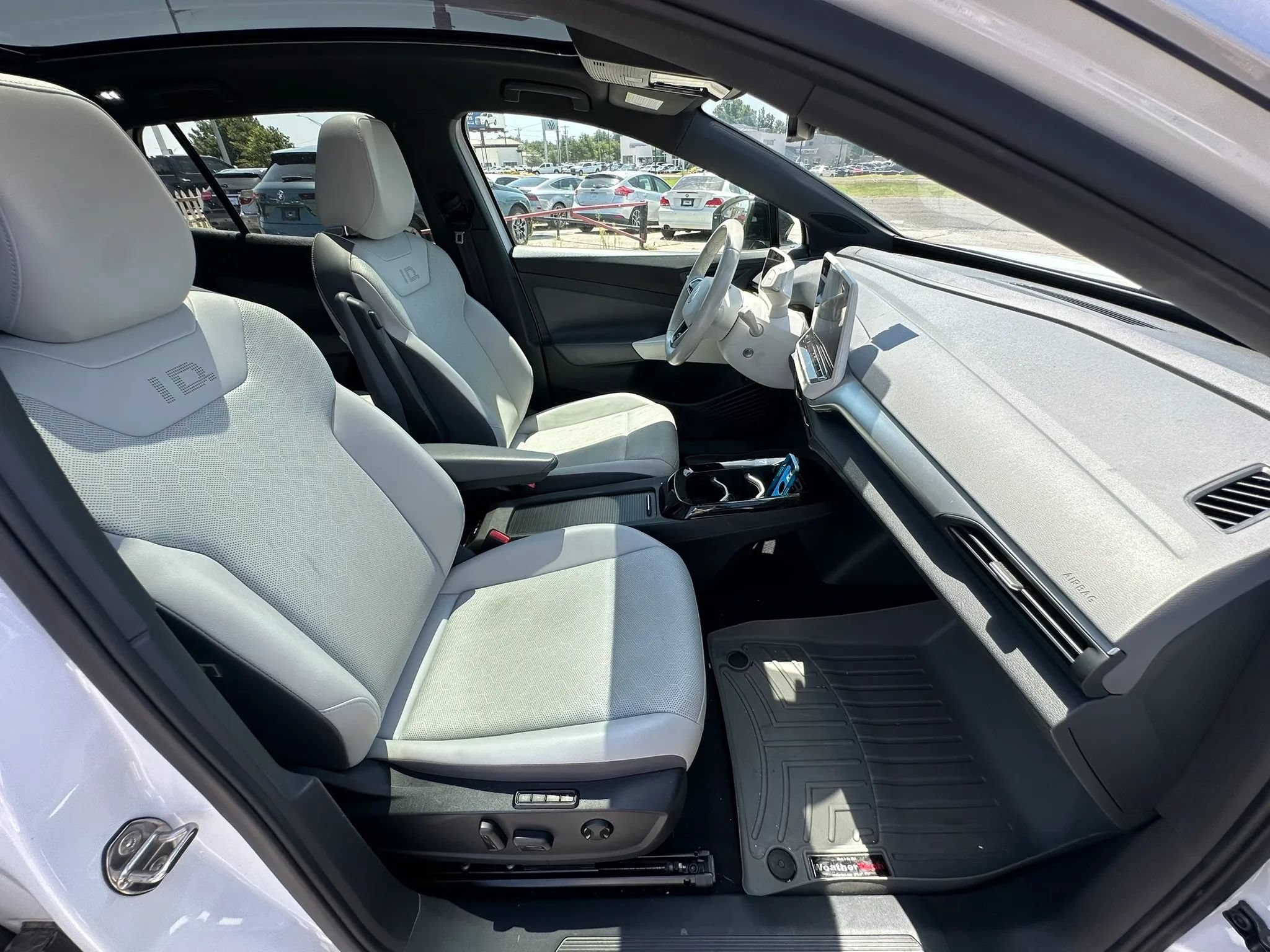Used 2021 Volkswagen ID.4 1st Edition RWD image 12