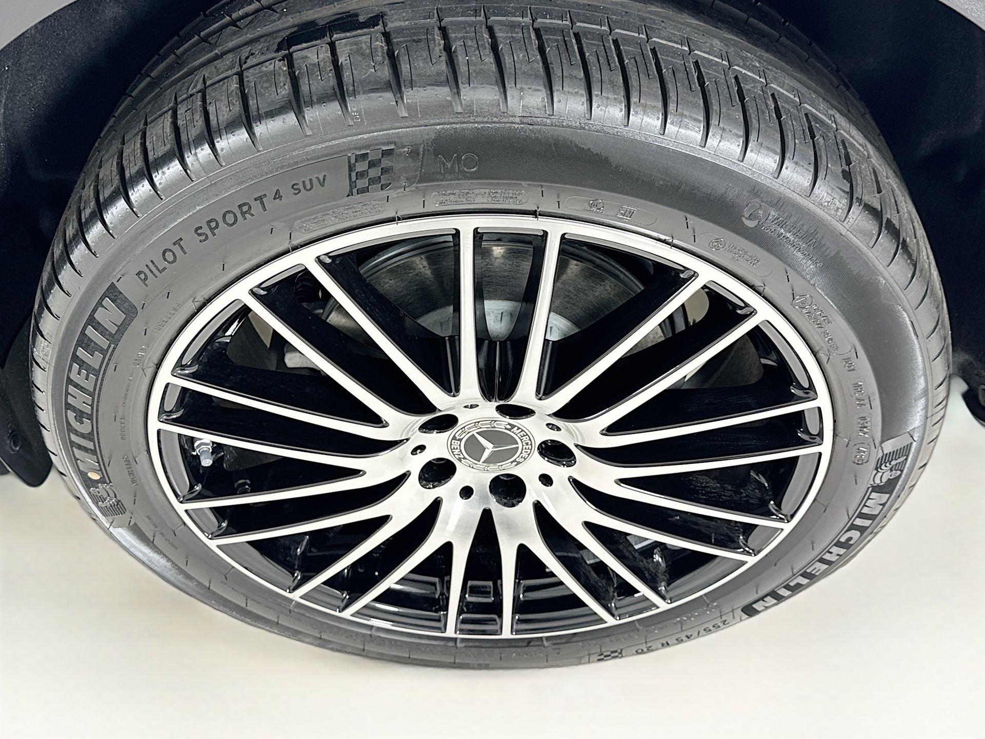 New 2026 Mercedes-Benz GLC 300 image 33